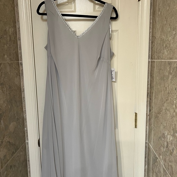 SLNY Silver Layered Wedding Dress - Picture 8 of 13